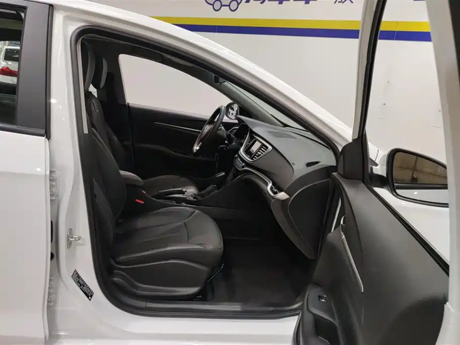 Buick Excelle 2021 1.5L AT Elite