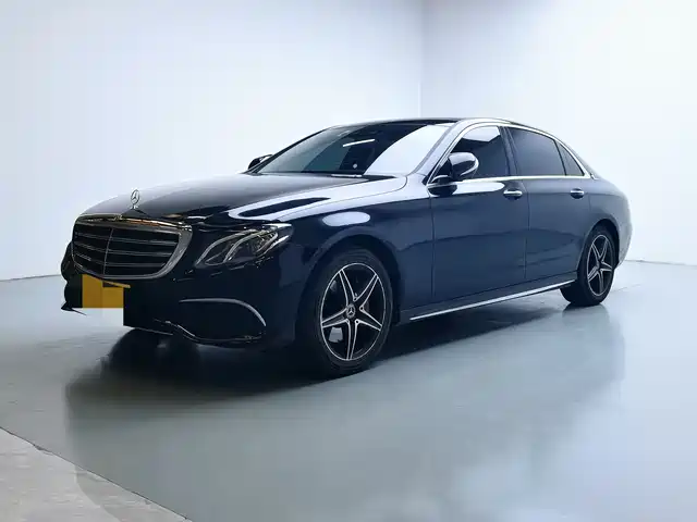 MERCEDES BENZ E CLASS