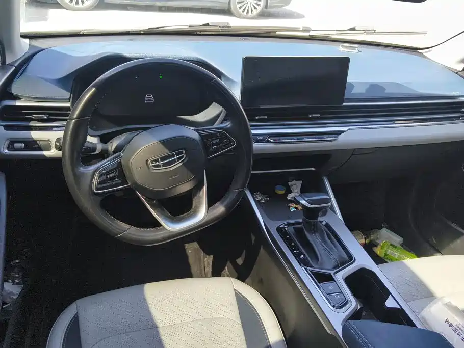 Geely Emgrand — миниатюра 12