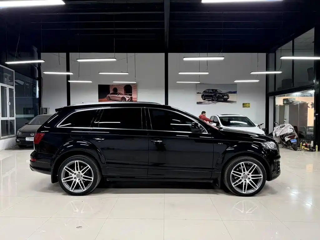 Audi Q7 — миниатюра 4