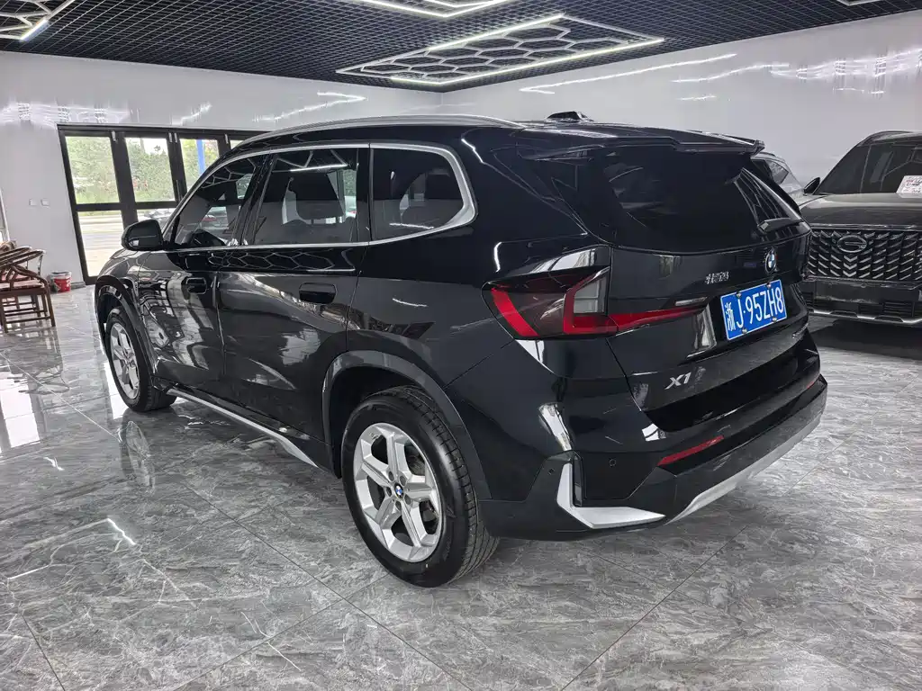 BMW X1 2023 sDrive20Li X