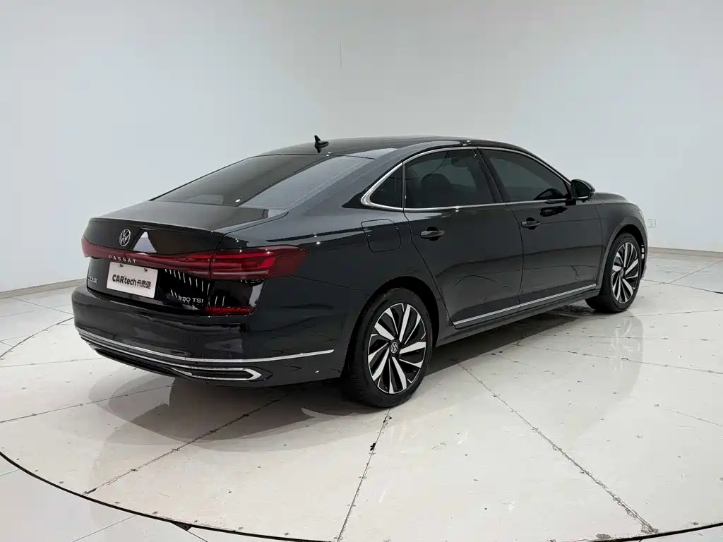 Volkswagen Passat — миниатюра 24