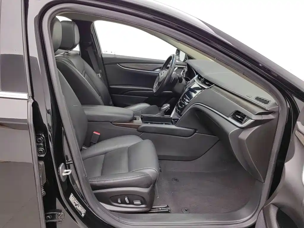 Cadillac XTS — миниатюра 23