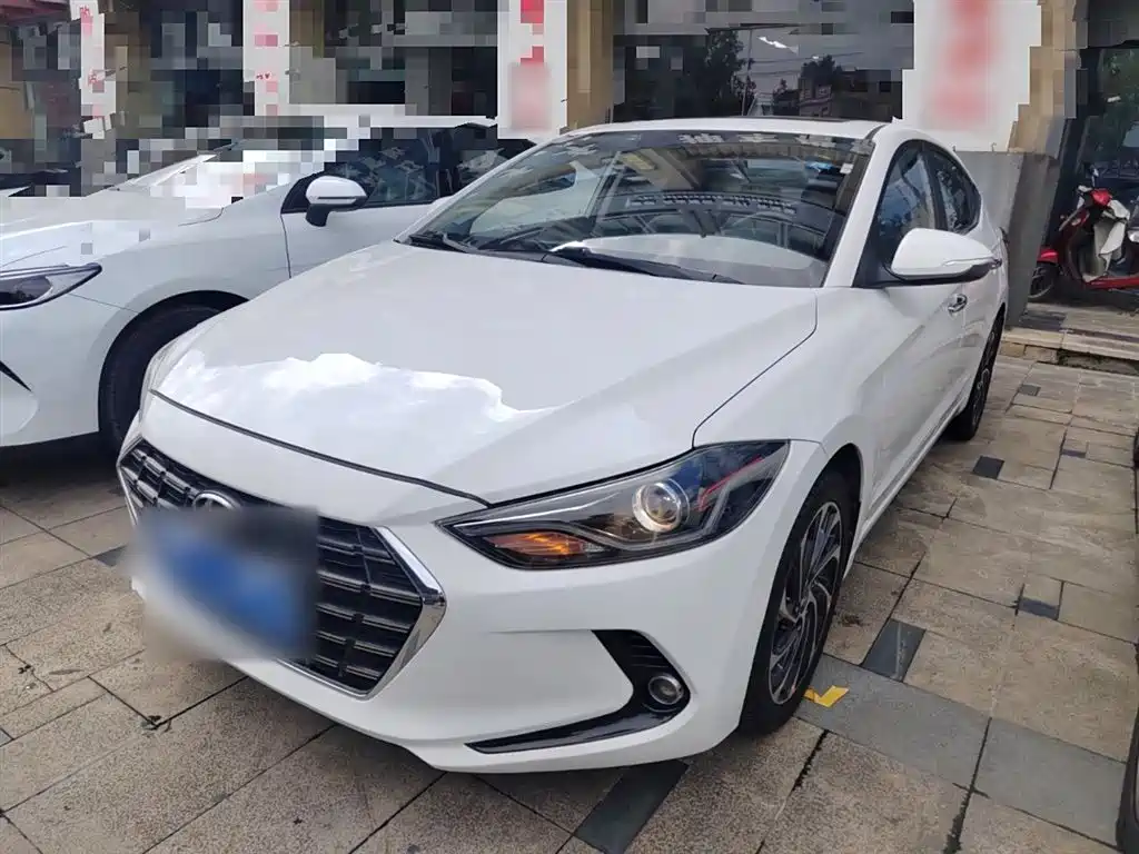 Hyundai Elantra 2019