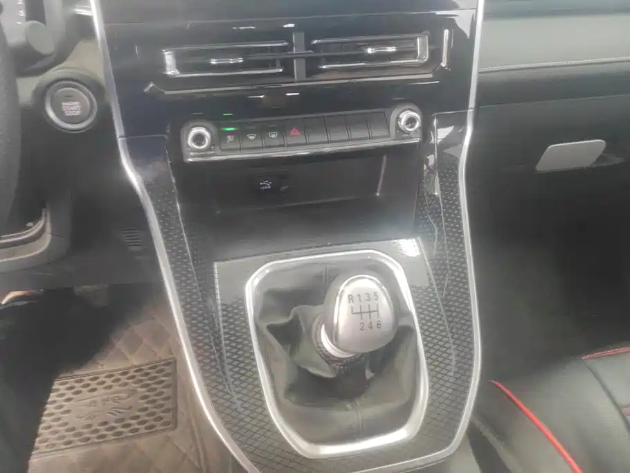 Haval M6 — миниатюра 16