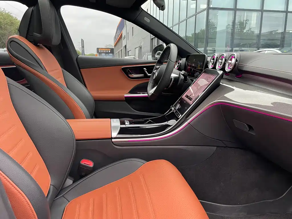 Mercedes-Benz C-Class — миниатюра 16