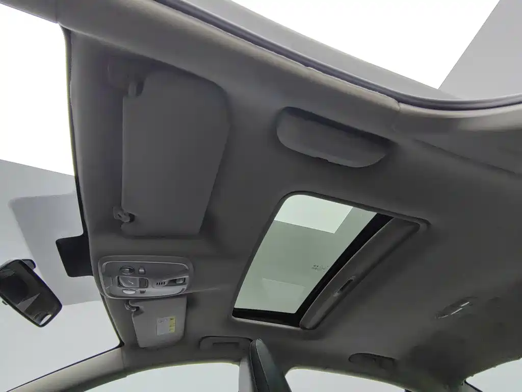 Peugeot 408 — миниатюра 14