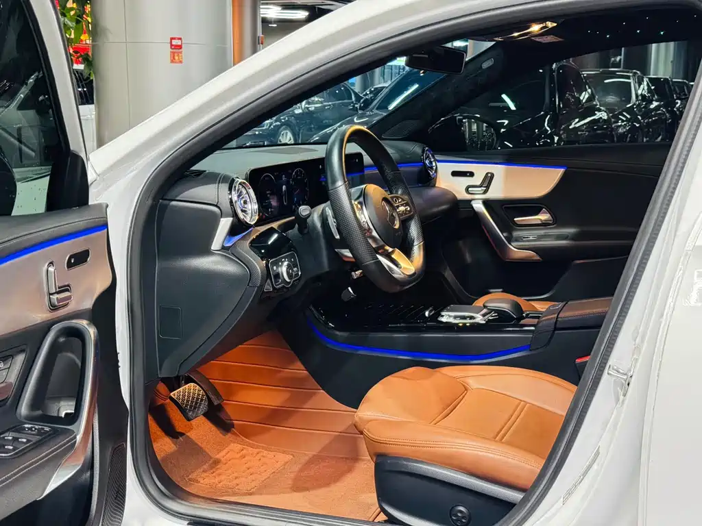 Mercedes-Benz A-Class — миниатюра 4