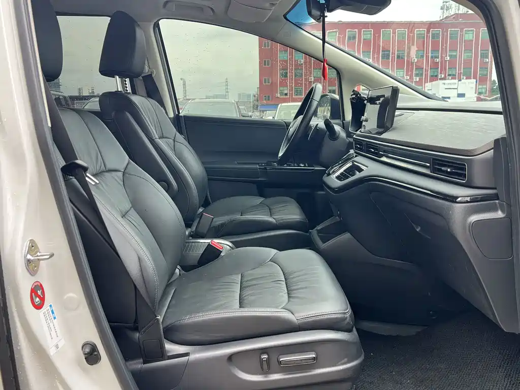 Honda Odyssey — миниатюра 9