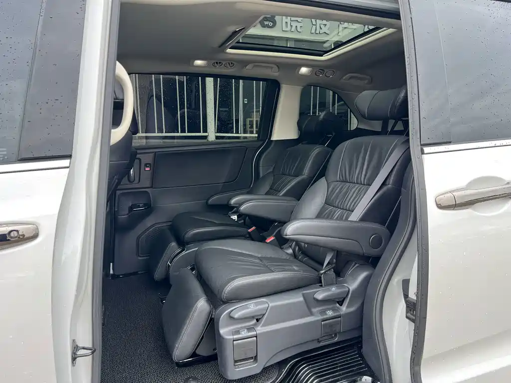 Honda Odyssey — миниатюра 16