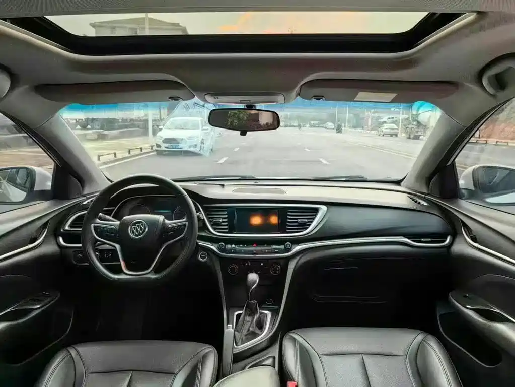 Buick Excelle — миниатюра 6