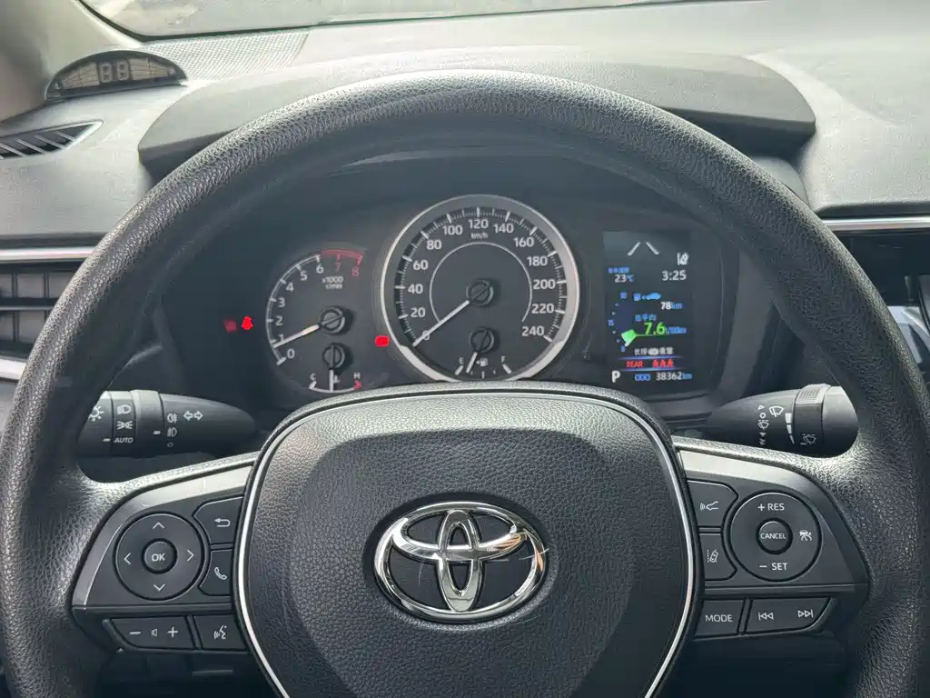 Toyota Corolla — миниатюра 15