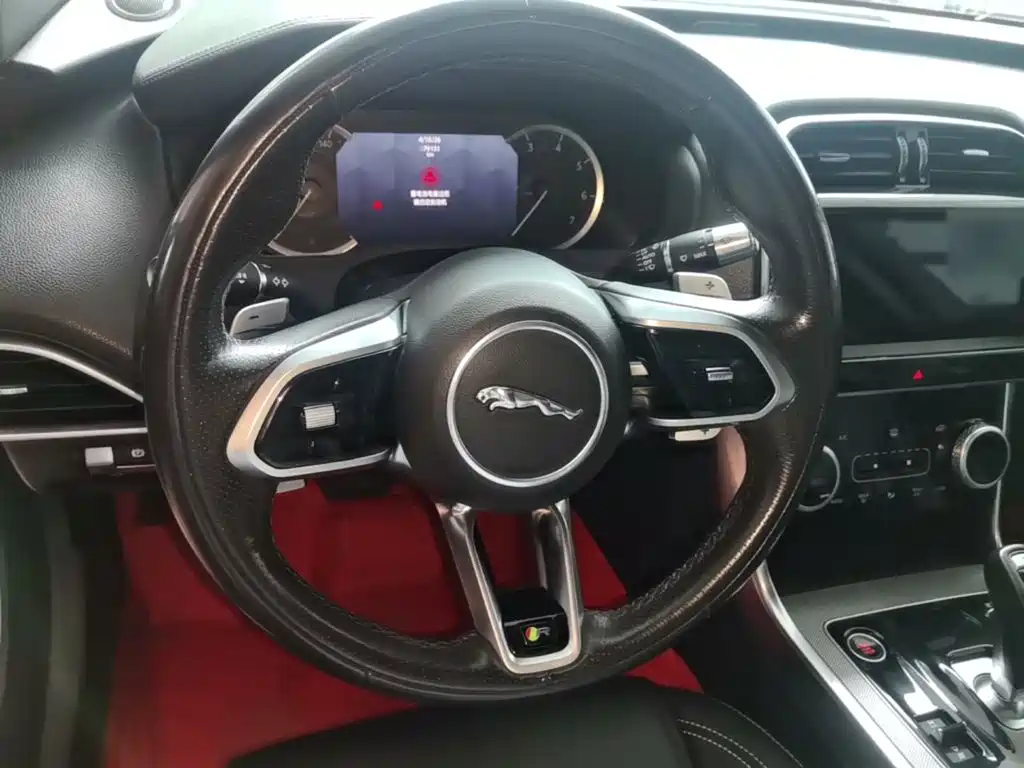 Jaguar XEL — миниатюра 11