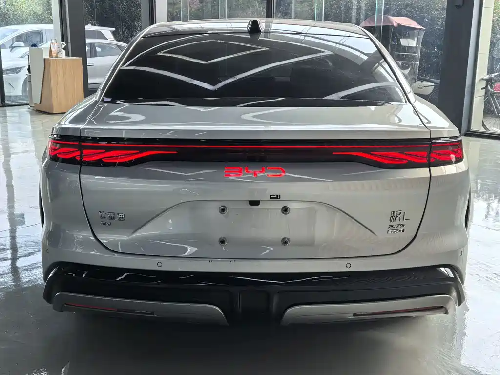 BYD Han L — миниатюра 14