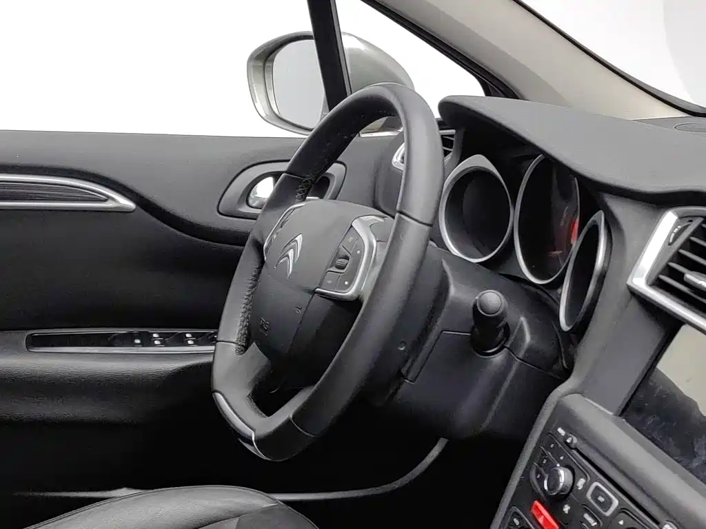 Citroen C4L — миниатюра 22