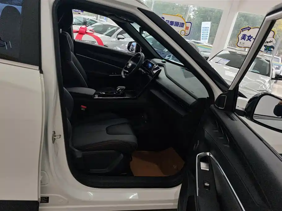 GEELY AUTOMOBILE BOYUE