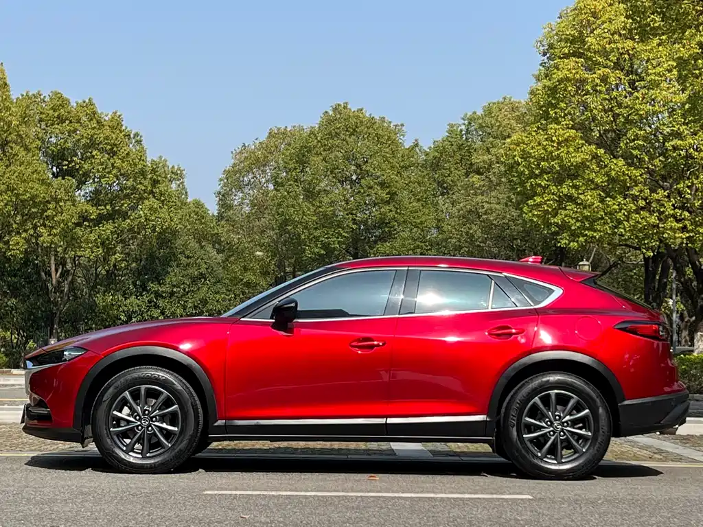 MAZDA CX 4