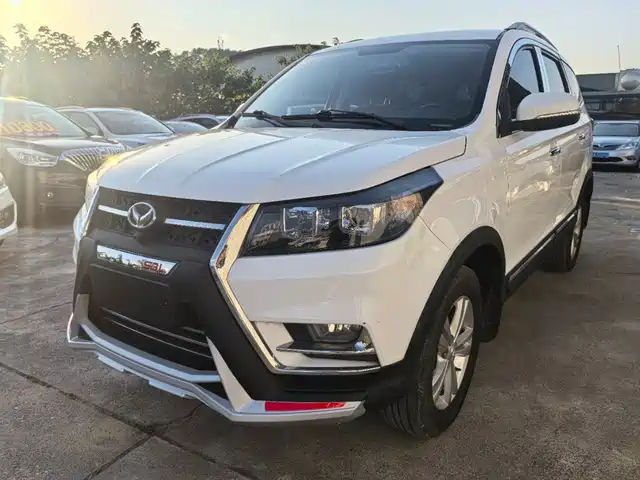 2017 BAIC Huansu S3