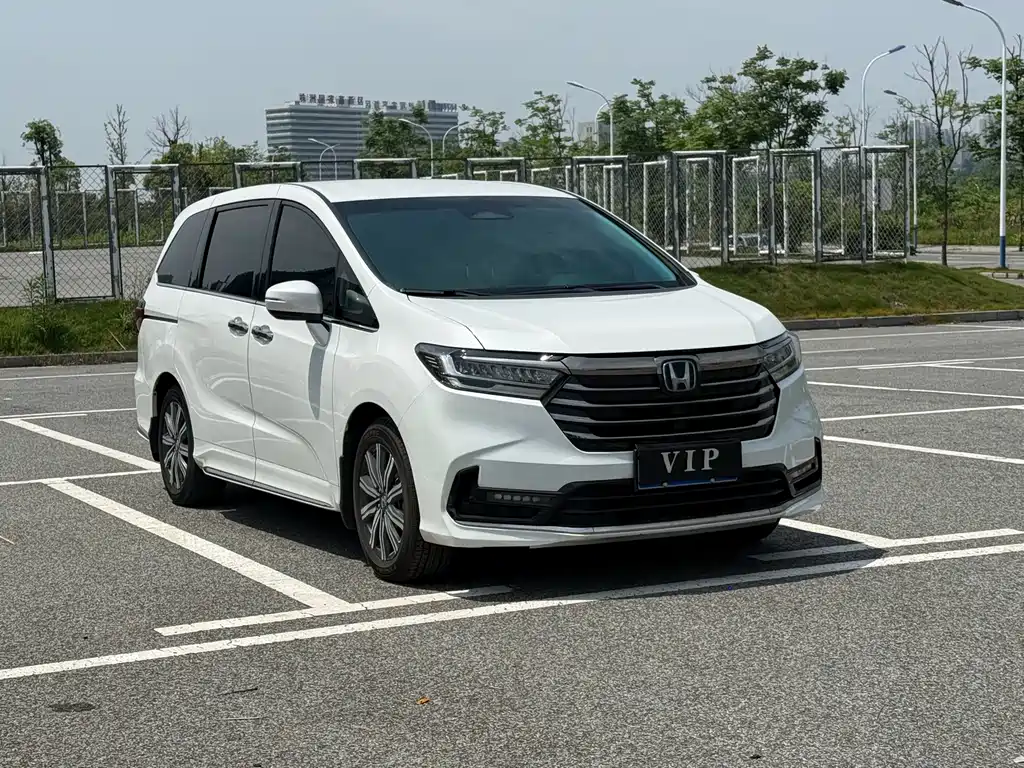 Honda Odyssey 2024 2.0L e:HEV