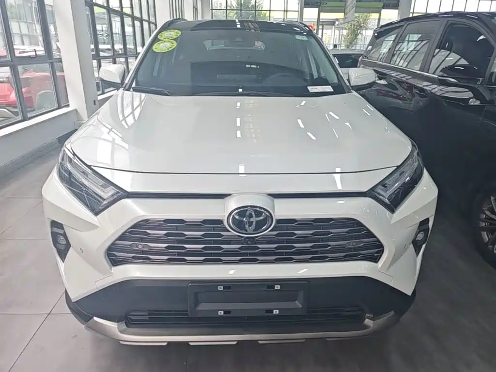 Toyota RAV4 — миниатюра 3
