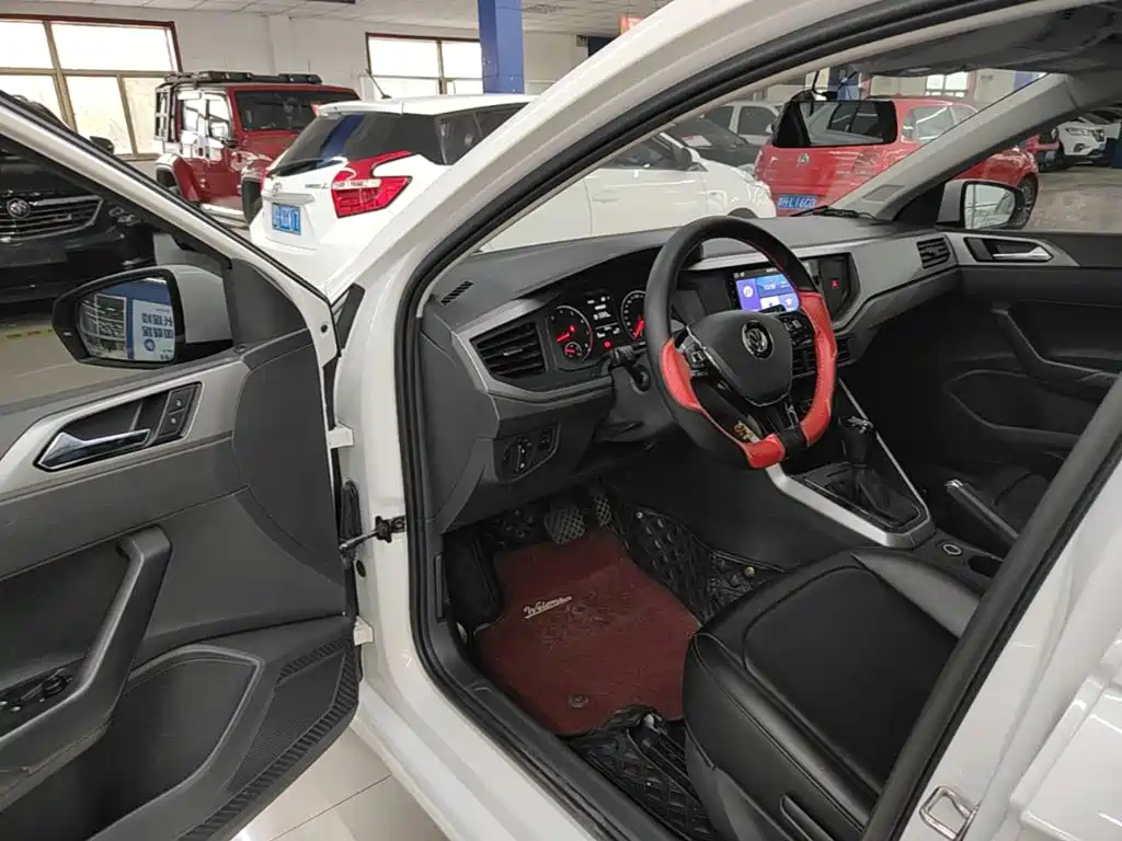 Volkswagen Polo — миниатюра 16