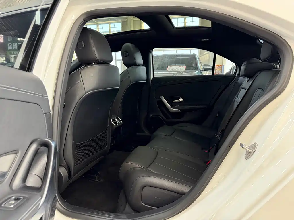 MERCEDES-BENZ A CLASS