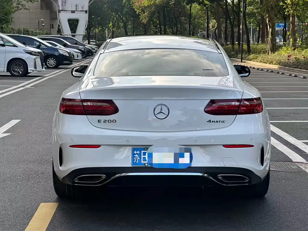 Mercedes-Benz E-Class (Import) — миниатюра 3