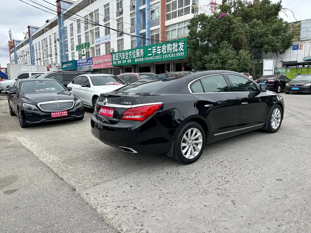 Buick LaCrosse — миниатюра 8
