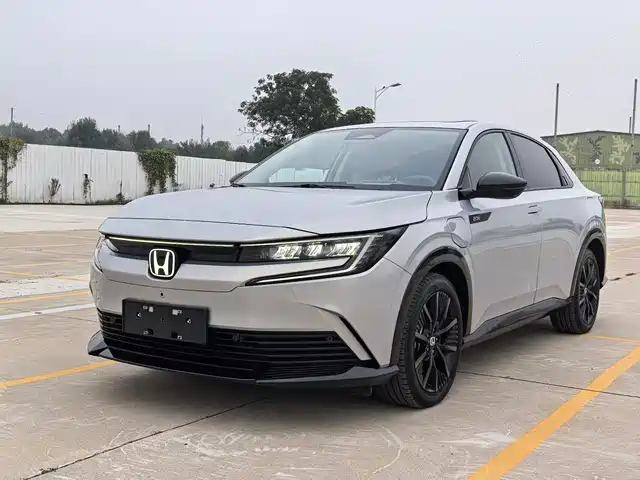 Honda e:NP2