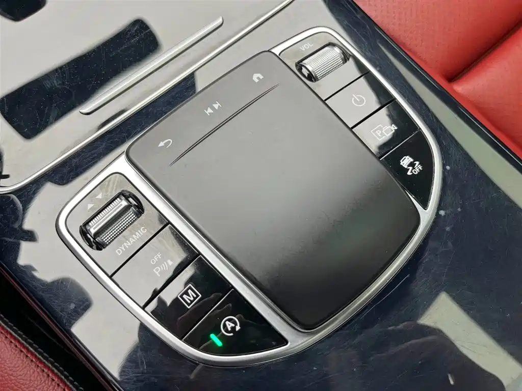 MERCEDES-BENZ GLC COUPE