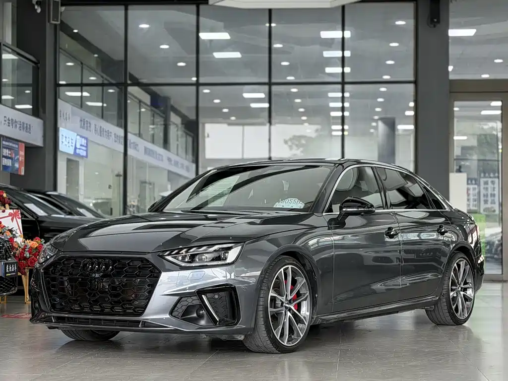 Audi A4L 2020
