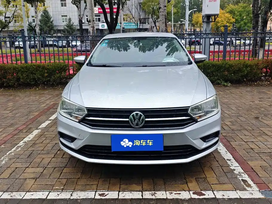 Volkswagen Bora — миниатюра 2