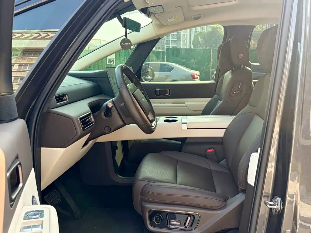 Li Auto Li MEGA — миниатюра 7