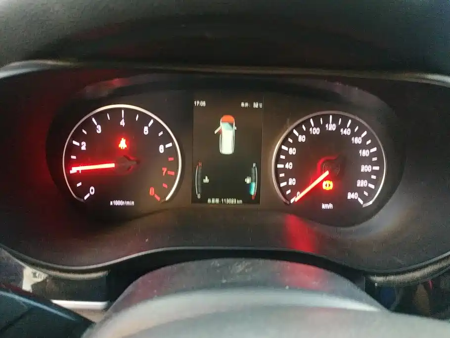 BYD MAX — миниатюра 14