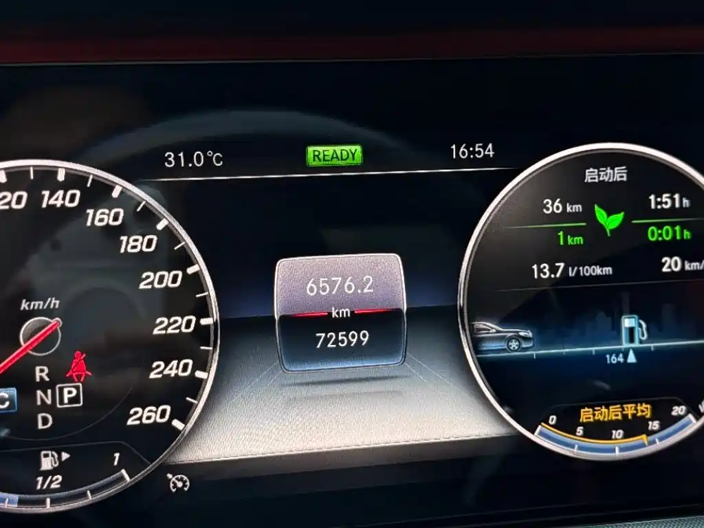 Mercedes-Benz E-Class (Import) — миниатюра 7