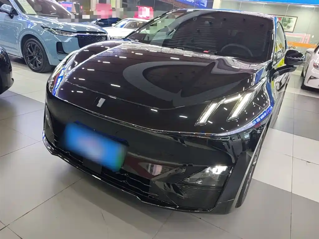 Lynk & Co Z20 2025