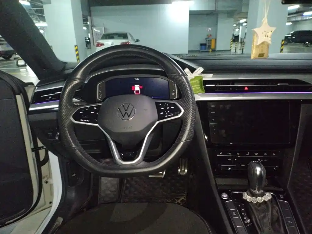 Volkswagen CC — миниатюра 11