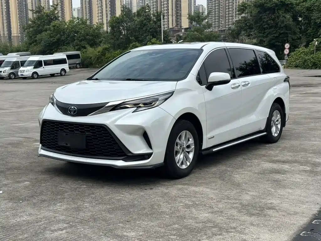 Toyota Granvia — миниатюра 25