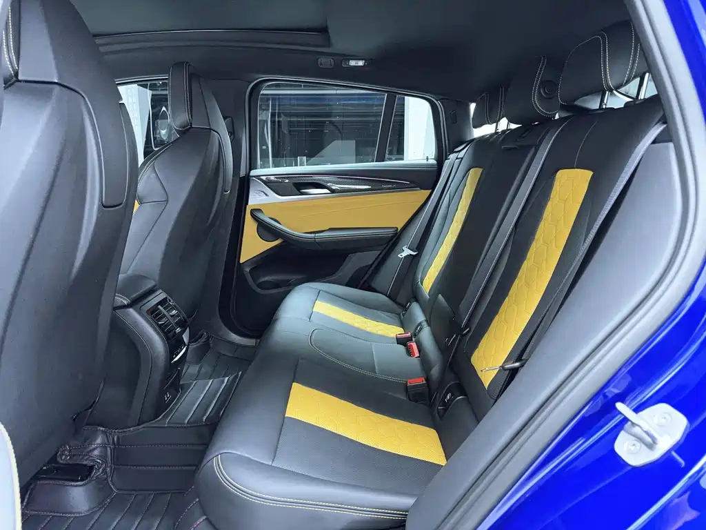 BMW X4 M — миниатюра 11