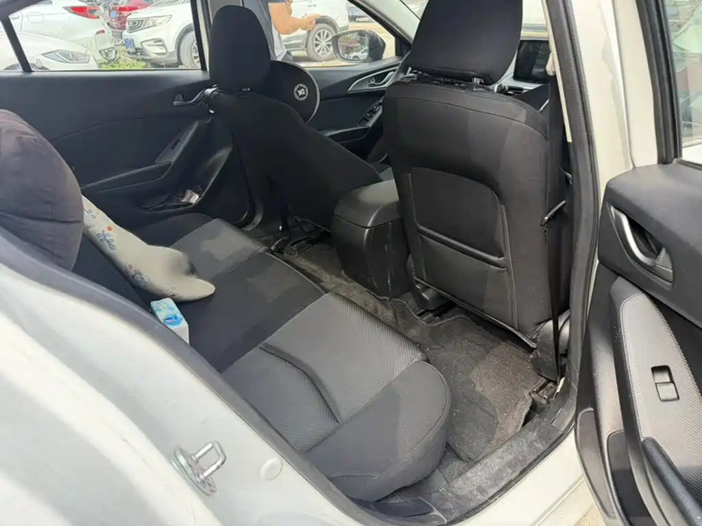 Mazda 3 Axela — миниатюра 2