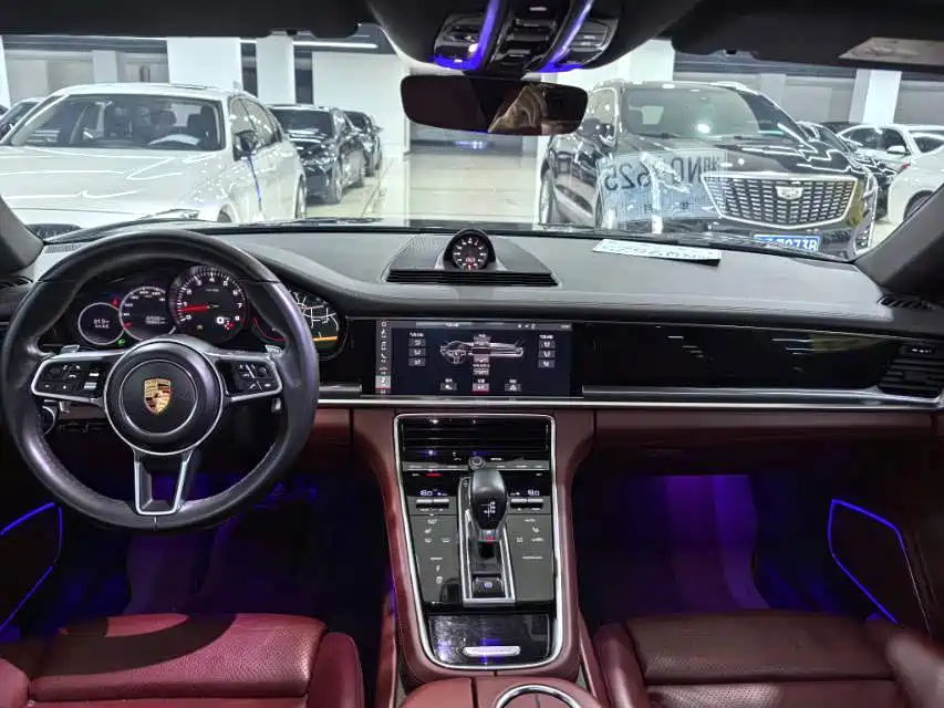 Porsche Panamera — миниатюра 8