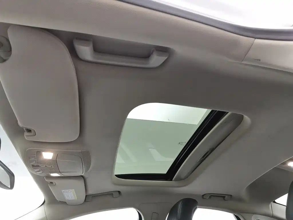 Ford Mondeo — миниатюра 14