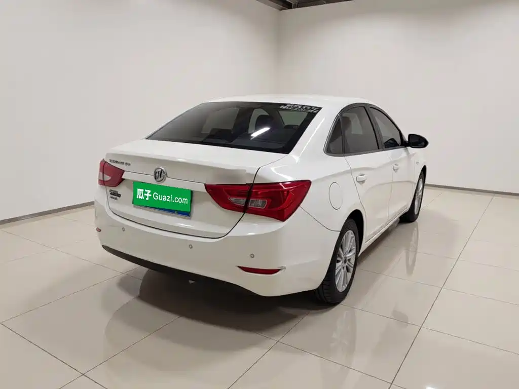 Buick Excelle — миниатюра 6