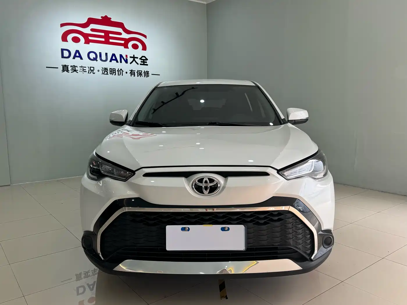 Toyota Frontlander 2023 Белый из Китая