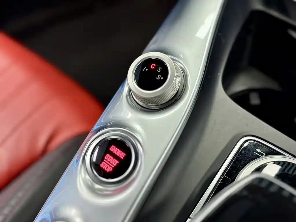 MERCEDES-BENZ AMG GT