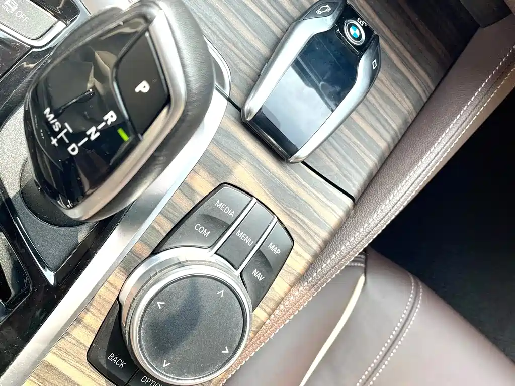 BMW 5 SERIES NEW ENERGY