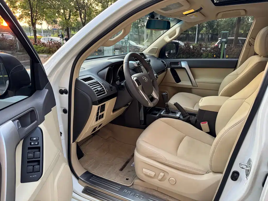 Toyota Prado — миниатюра 5