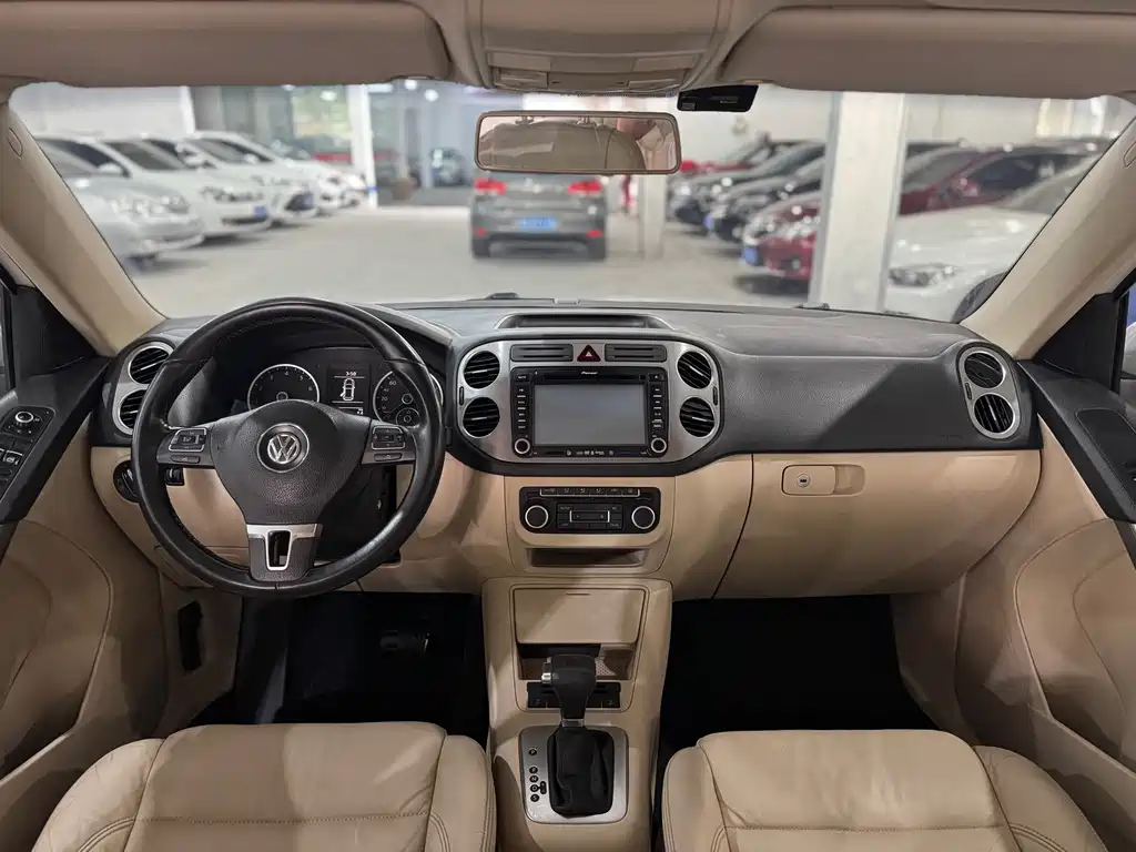Volkswagen Tiguan — миниатюра 5