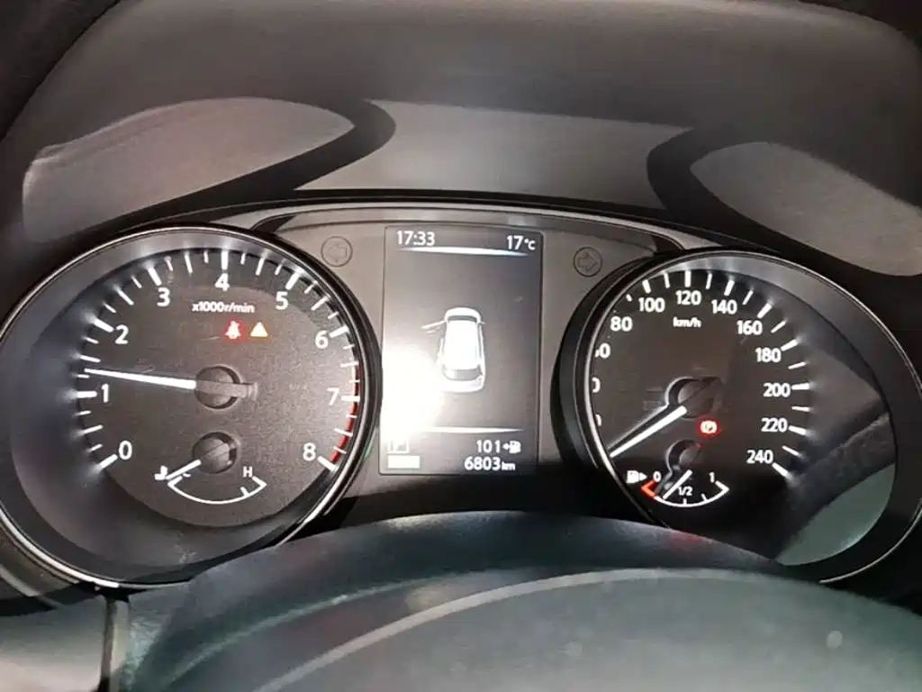 Nissan X-Trail — миниатюра 12