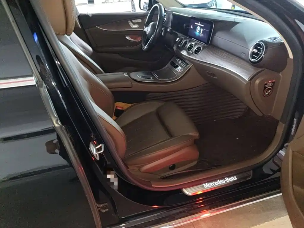 Mercedes-Benz E-Class New Energy — миниатюра 9